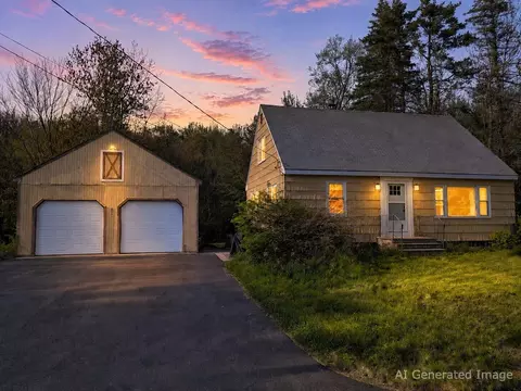 451 Summit St, Portland, ME 04103