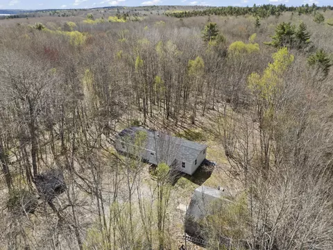 3102 Atlantic Hwy, Warren, ME 04864