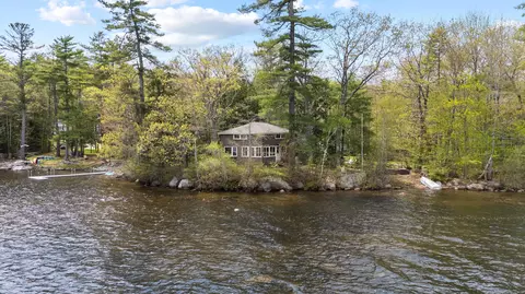128 Vista Dr, Windham, ME 04062