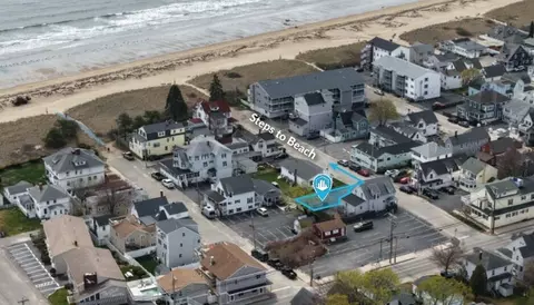 10 Bay Ave, Old Orchard Beach, ME 04064