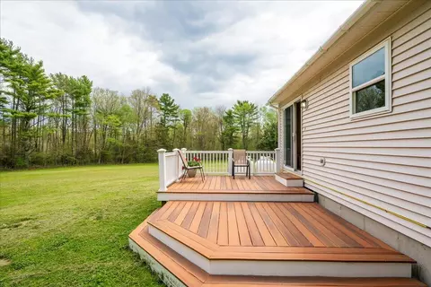 Exterior - 11 Simon Rd, Waldoboro, ME 04572 photo 2 of 11