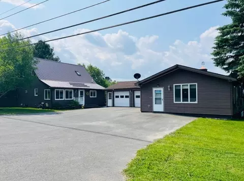 27 Reach Rd, Presque Isle, ME 04769