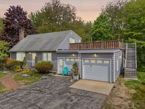 32 Kings Ct, Wells, ME 04090