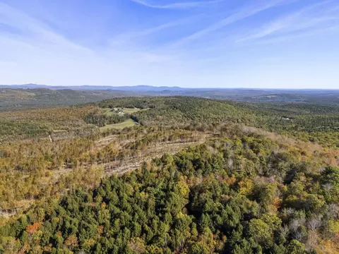 6201 C Beech Hill East Rd, Waterford, ME 04088