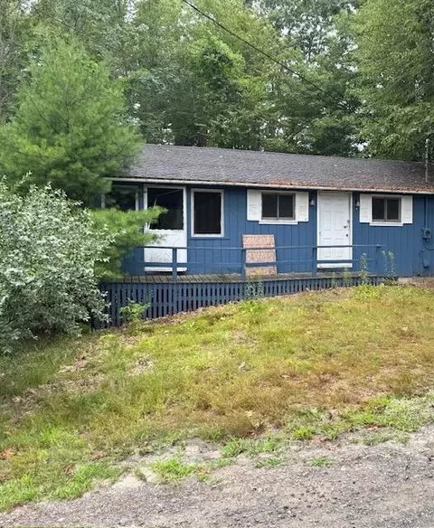 4 Hemlock Ave, York, ME 03909