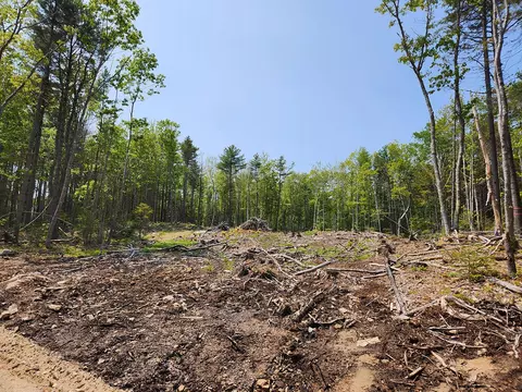 lot2 Woodland Dr, Kennebunkport, ME 04046