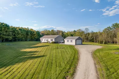 95 Sumner Rd, Leeds, ME 04263