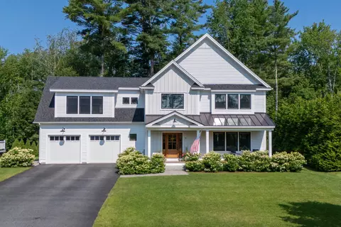 9 Dogwood Ln, Yarmouth, ME 04096