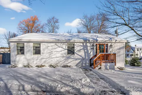 1038 Ocean Ave, Portland, ME 04103