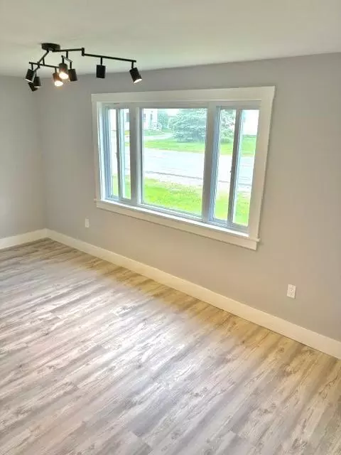 Living - 44 Lagrange Rd, Howland, ME 04448 photo 2 of 4