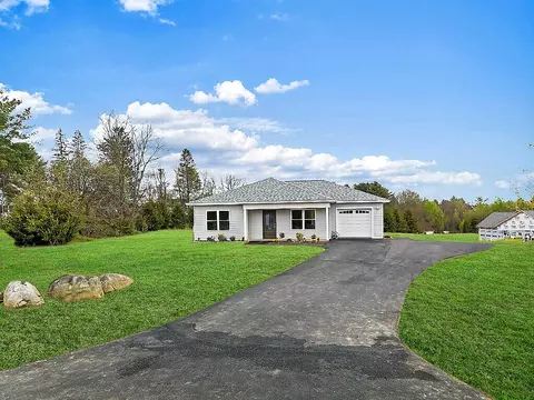 Exterior - 2 Meadow Dr #0, Waterville, ME 04901 photo 4 of 9