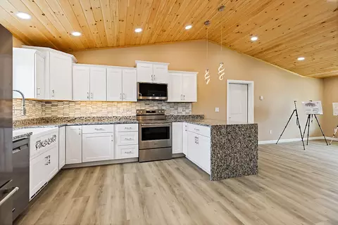 Kitchen - 2 Meadow Dr #0, Waterville, ME 04901 photo 3 of 5