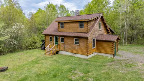 119 Stream Rd, Ripley, ME 04930