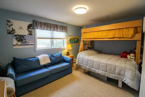 401 Snowflower Ct #401, Carrabassett Valley, ME 04947