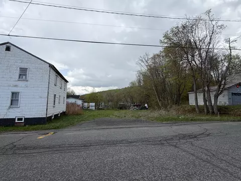 126 5th Ave, Madawaska, ME 04756