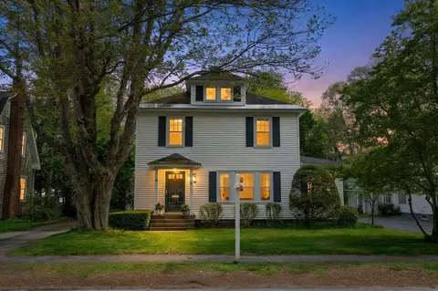 20 Longfellow Ave, Brunswick, ME 04011