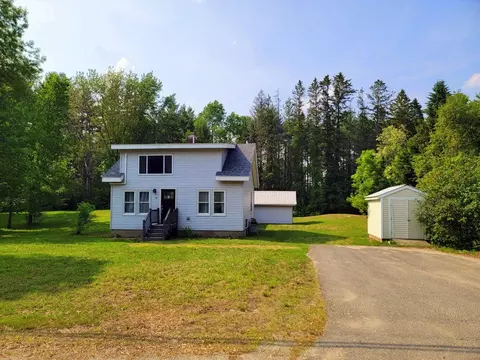 130 Holley Rd, Farmington, ME 04938