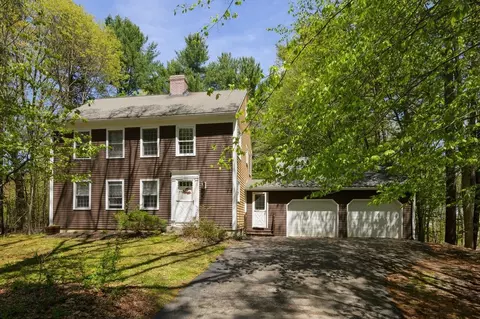 1232 State Rd, Eliot, ME 03903