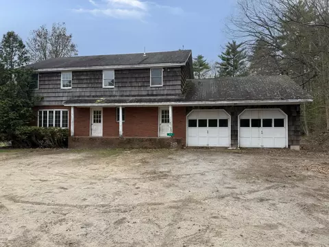 26 Andrews Dr, Casco, ME 04015