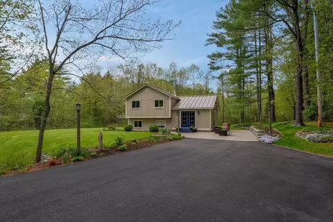 77 Wood Rd, Gorham, ME 04038