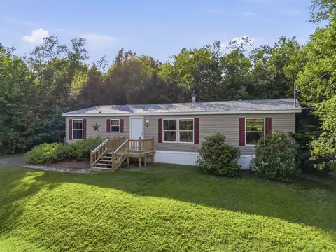 4 Adelard Dr, Brunswick, ME 04011