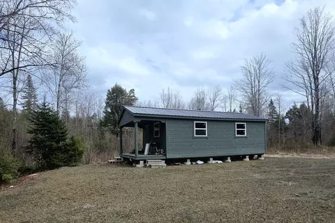 13 Bluff Dr, Sherman, ME 04776 photo 9