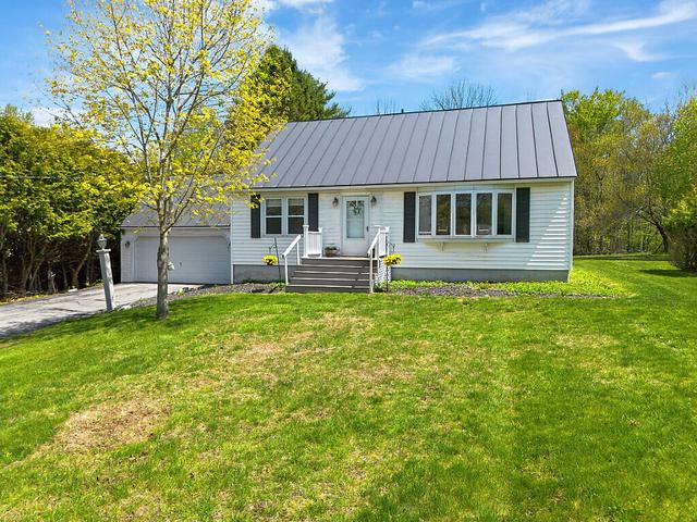 158 Bassett Rd, Winslow, ME 04901