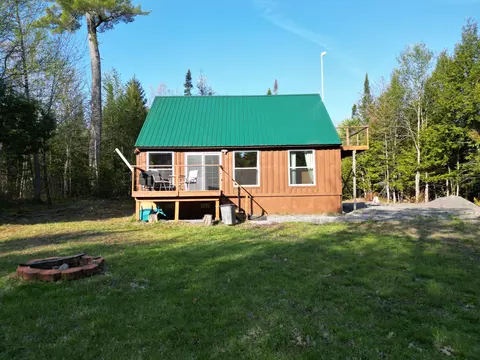 21 Angel Ln, Medford, ME 04463
