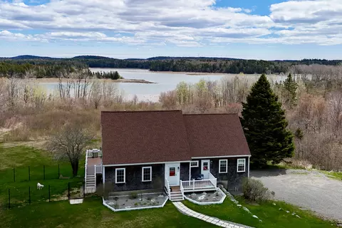 240 W Kennebec Rd, Machias, ME 04654