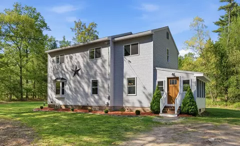472 School St, Sanford, ME 04073
