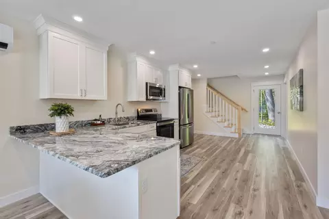 7 Apex Dr #2, Westbrook, ME 04092