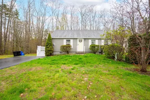 304 Vagabond St, Scarborough, ME 04074
