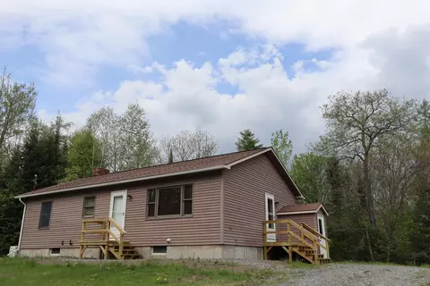 68 Boothby Rd, Athens, ME 04912