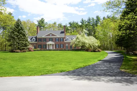 Exterior - 20 Freeman Ct, Windham, ME 04062 photo 9 of 10