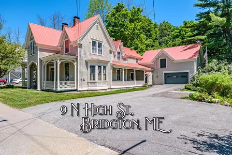 9 N High St, Bridgton, ME 04009