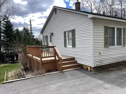 52 Cross St, Rangeley, ME 04970