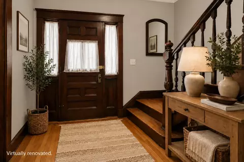 744 Hammond St, Bangor, ME 04401