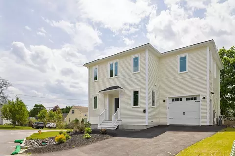 77 Oneil St, South Portland, ME 04106