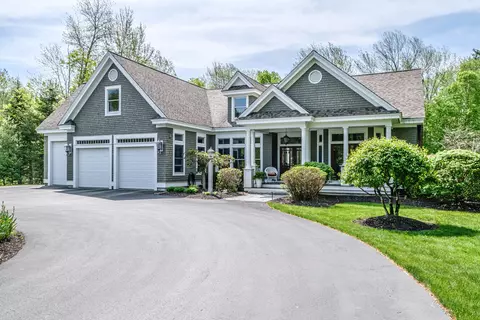11 Silver Brook Cir, Scarborough, ME 04074