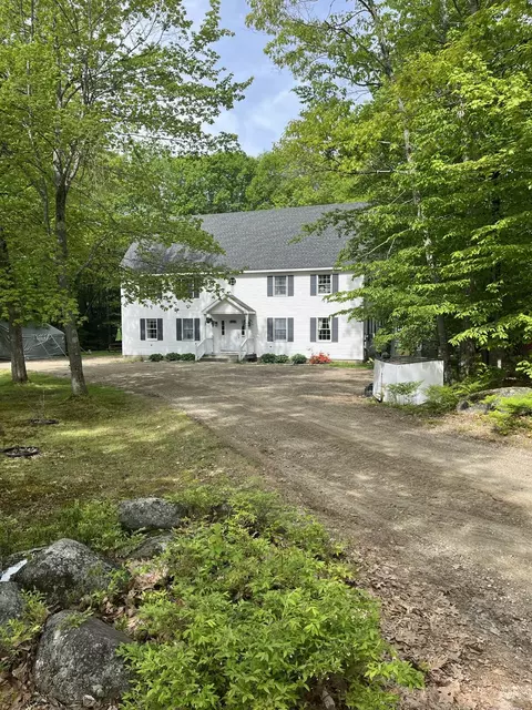 34 Middle Ridge Rd, Bridgton, ME 04009