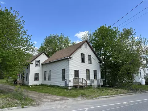 77 Main St, Fairfield, ME 04937