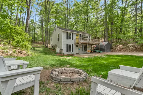 88 Ridgeway Cir, North Waterboro, ME 04061
