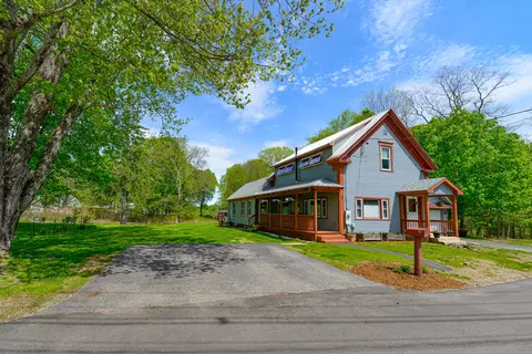 2 Plummers Landing Rd, Bridgton, ME 04009