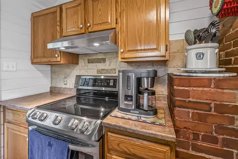 Kitchen - 69 Haven Rd, Windham, ME 04062 photo 4 of 5