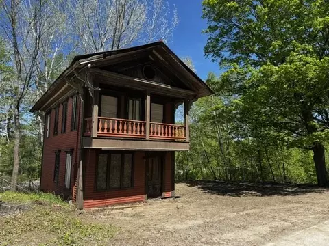 14 Austin Dr, Bingham, ME 04920