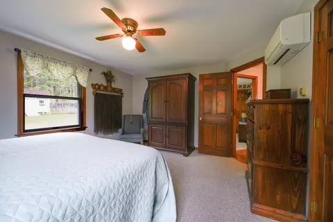 Bedroom - 1000 Franklin Rd, Jay, ME 04239 photo 2 of 11