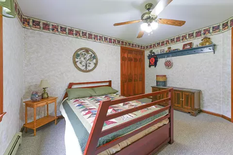 Bedroom - 1000 Franklin Rd, Jay, ME 04239 photo 9 of 11