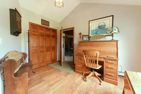 Entry Way - 1000 Franklin Rd, Jay, ME 04239 photo 1 of 6