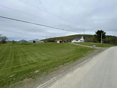 56 South Rd, Oakfield, ME 04763