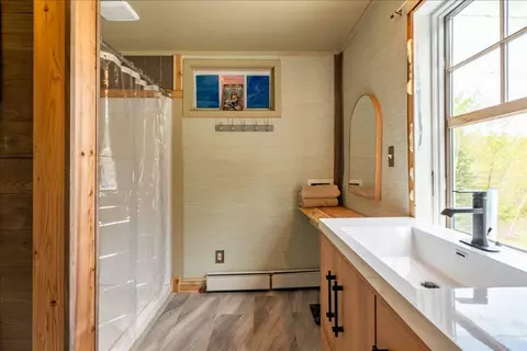 Bath - 33 Blake Farm Rd, Edgecomb, ME 04556 photo 2 of 3